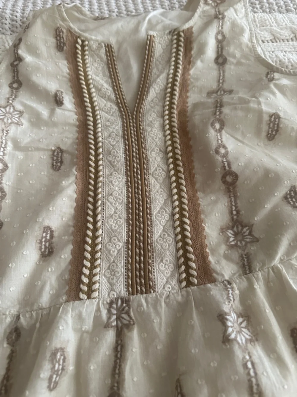 100% Cotton - White/Cream Embroidered Summer Dress - Neutral Floral + Pockets - Picture 2 of 12